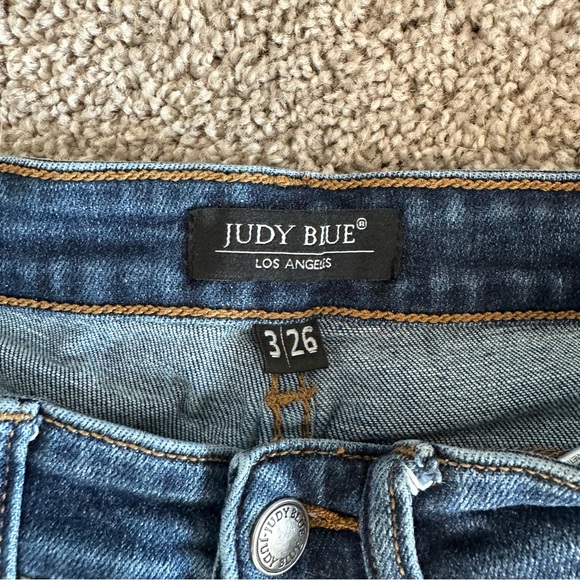 Judy Blue Medium Wash Slim Fit Straight Leg Ankle Jeans Women’s Size 26 - Picture 11 of 13